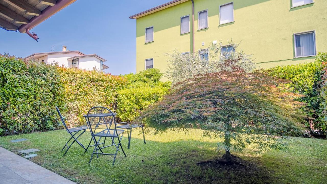 Endless Summer Sirmione - Italian Homing Екстериор снимка